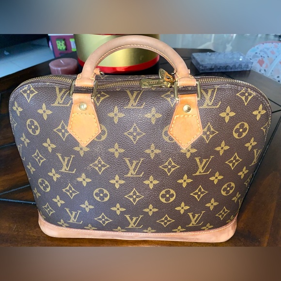 Louis Vuitton Handbags - Louis Vuitton Alma